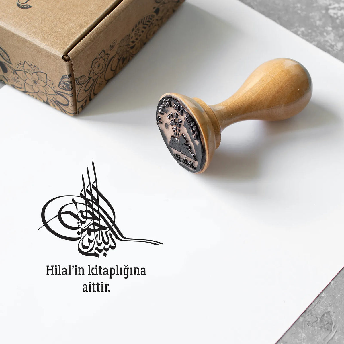 Besmele Tuğra Kitap Damgası