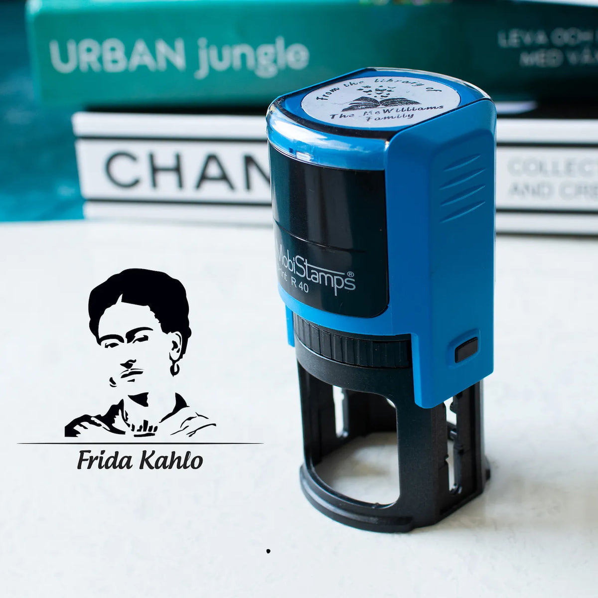 Frida Kahlo Kitap Damgası