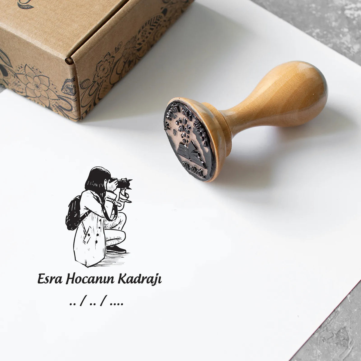 Fotoğrafçı Kız Mührü