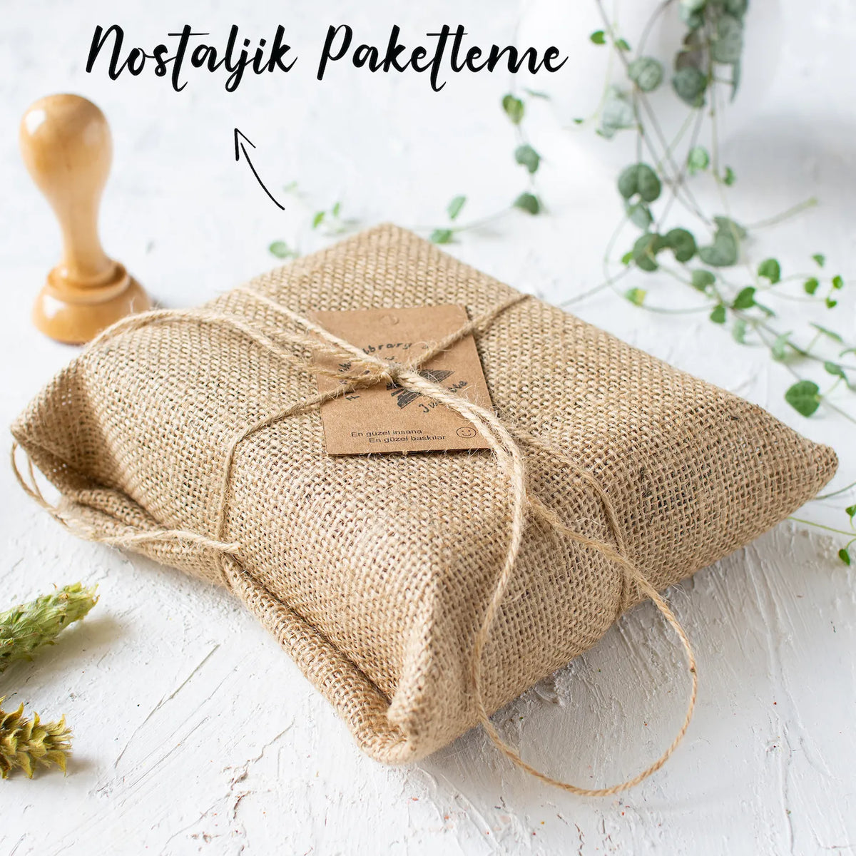Güler Yüzlü Kadın Doktor Damgası