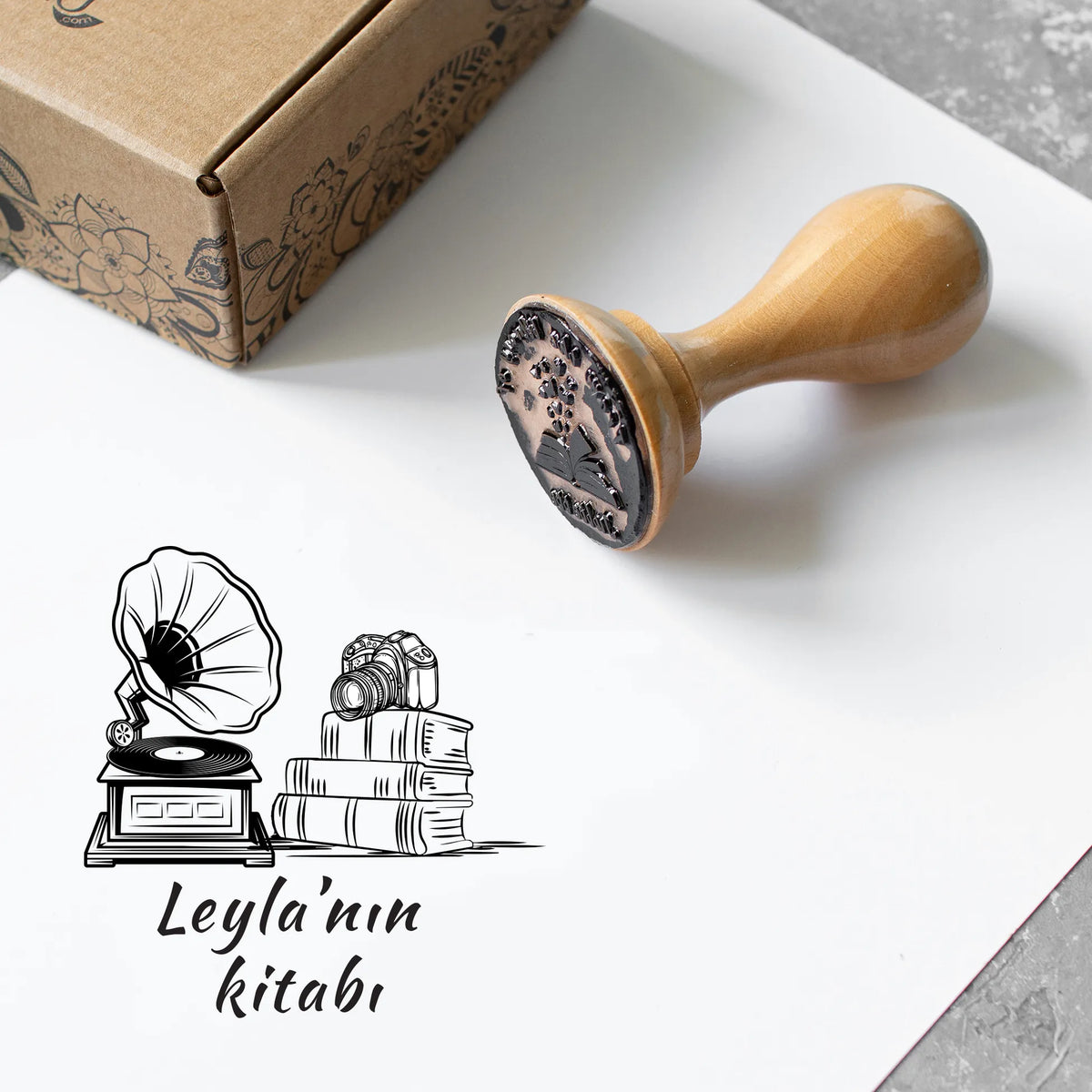 Zamansız Tutku Gramafonlu Kitap Mührü